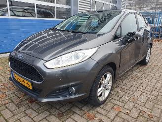 damaged passenger cars Ford Fiesta 1.0 Titanium 2016/7