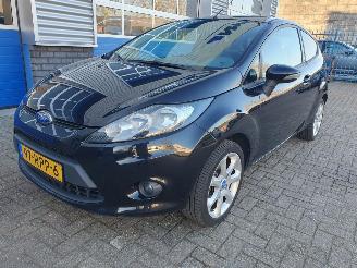 krockskadad bil auto Ford Fiesta 1.25 S-Edition 2011/6