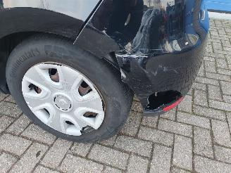 Renault Clio 0.9 TCe Expression picture 9