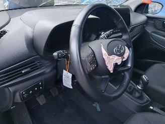 Hyundai I-20 1.0 T-GDI Premium Hybrid picture 16