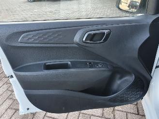 Hyundai I-10 1.0 comfort picture 11