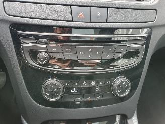 Peugeot 508 1.6 BlueHDi Blue Lease Executive picture 29