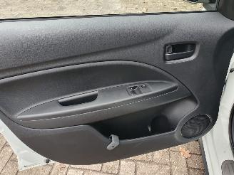 Mitsubishi Space-star 1.0 Cool+ picture 13