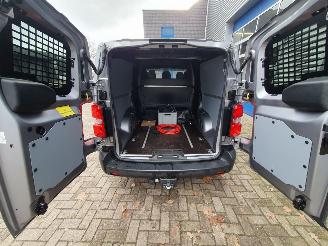 Peugeot e-Expert 100KW Dubbel Cabine picture 26