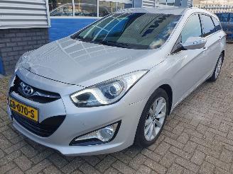 krockskadad bil auto Hyundai I-40 1.6 GDI Blue Business Edition 2011/11
