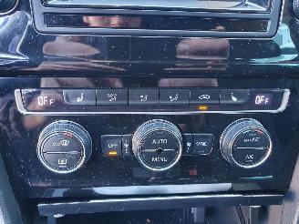 Volkswagen Golf 1.4 TSI Business Edition picture 26