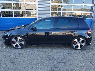 Volkswagen Golf 2.0 GTI Automaat picture 3