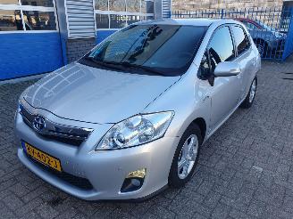 Avarii autoturisme Toyota Auris 1.8 Full Hybrid Aspiration 2011/4