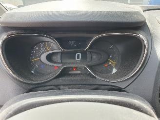 Renault Captur 0.9 TCe Expression picture 21