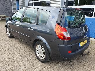 Renault Grand-scenic 2.0-16V Tech Line picture 5