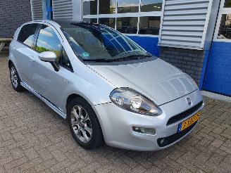 skadebil auto Fiat Punto Evo 0.9 TwinAir Lounge 2014/6