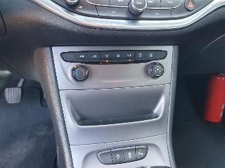 Opel Astra 1.6 CDTI Business+ picture 19