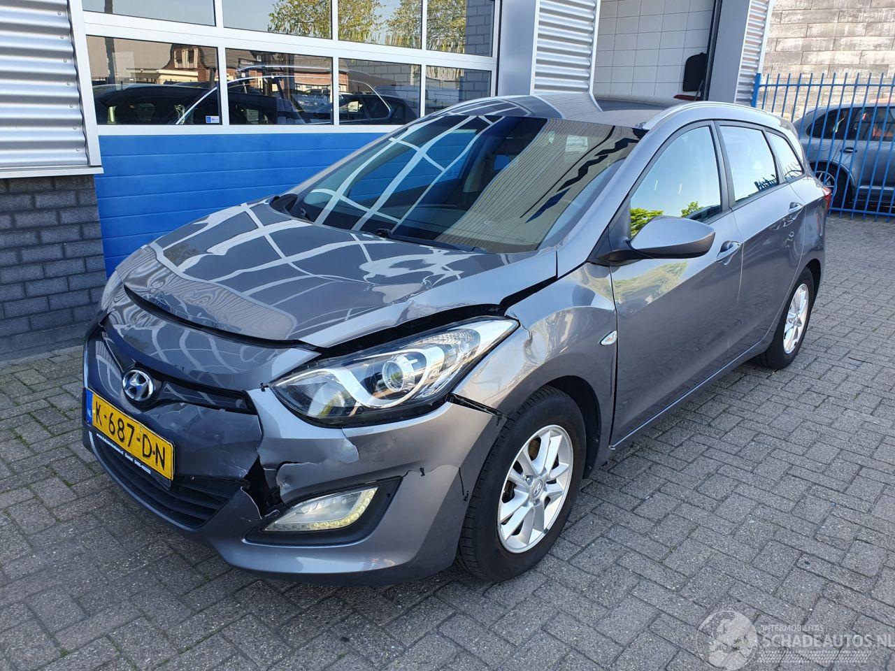 Hyundai I-30 1.6 GDI Go!
