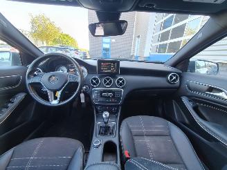 Mercedes A-klasse 180 Ambition picture 14