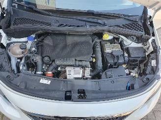 Peugeot 2008 1.2 PureTech Blue Lion picture 9