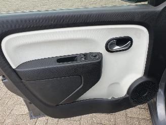 Renault Twingo 1.0 SCe Collection picture 13