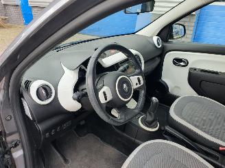 Renault Twingo 1.0 SCe Collection picture 15