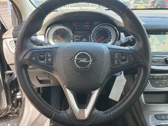Opel Astra 1.2 Business Edition picture 17