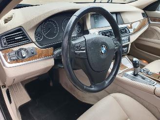 BMW 5-serie 523i High Executive picture 14