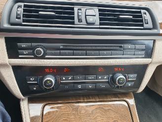 BMW 5-serie 523i High Executive picture 22
