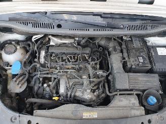 Volkswagen Caddy 2.0 TDI L1H1 BMT Trendline picture 10