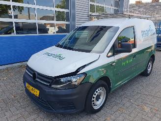krockskadad bil bedrijf Volkswagen Caddy 2.0 TDI L1H1 BMT Trendline 2020/11