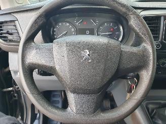 Peugeot Expert 226S 1.6 BlueHDI 115 Premium picture 18