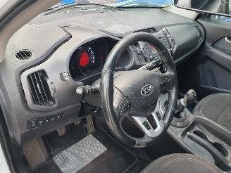 Kia Sportage 1.7 CRDI Plus Pack picture 12