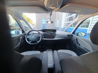 Citroën C4 PICASSO 1.6 e-HDi Tendance Automaat diesel picture 17