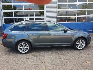 Skoda Octavia 1.5 TSI Greentech Style Business picture 6
