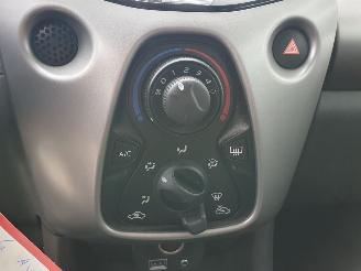 Toyota Aygo 1.0 VVT-i x picture 19