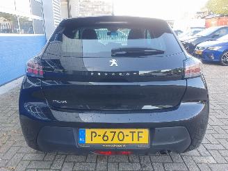 Peugeot 208 1.2 PureTech Active Pack picture 4
