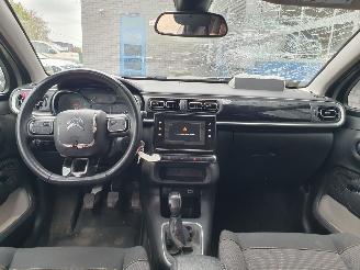 Citroën C3 1.2 PureTech Shine picture 17