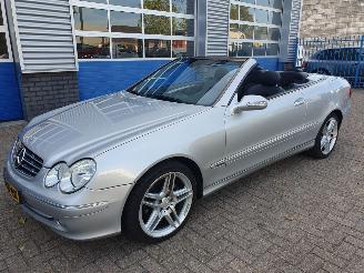 skadebil auto Mercedes CLK Cabrio 240 Elegance Automaat 2003/8