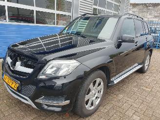 Vaurioauto  passenger cars Mercedes Glk-klasse 220 CDI Prestige 2013/2