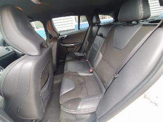 Volvo V-60 2.4 D5 Twin Engine R-Design Automaat Hybrid picture 26