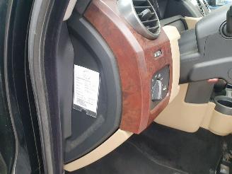 Land Rover Discovery 3 4.4 V8 HSE picture 15