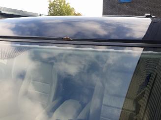 Land Rover Discovery 3 4.4 V8 HSE picture 12