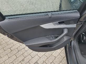 Audi A4 Avant 2.0 TDI Sport S line edition picture 28