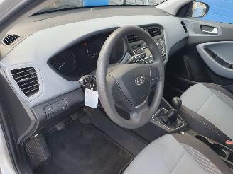 Hyundai I-20 1.2 LP i-Drive Cool picture 13