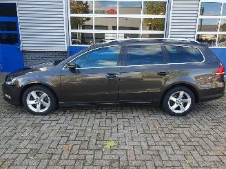 Volkswagen Passat 1.6 TDI BlueMotion Executive Edition picture 2
