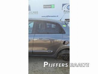 Renault Twingo Twingo III (AH), Hatchback 5-drs, 2014 / 2024 1.0 SCe 75 12V picture 17
