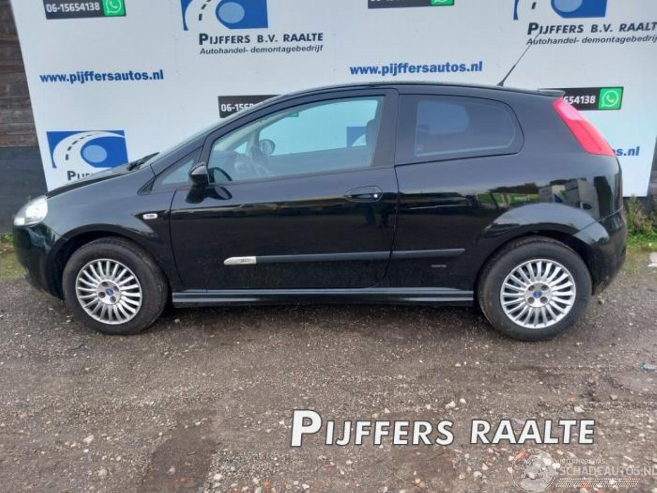 Fiat Grande Punto Grande Punto (199), Hatchback, 2005 1.4 16V