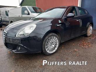 Uttjänta bilar auto Alfa Romeo Giulietta Giulietta (940), Hatchback, 2010 / 2020 1.6 JTDm 16V 2011/10