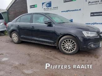 demontáž osobní automobily Volkswagen Jetta Jetta IV (162/16A), Sedan, 2010 / 2017 1.6 TDI 16V 2013/9