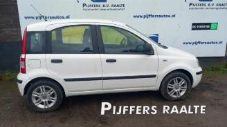 Coche siniestrado Fiat Panda Panda (169), Hatchback, 2003 / 2013 1.2, Classic 2012/10
