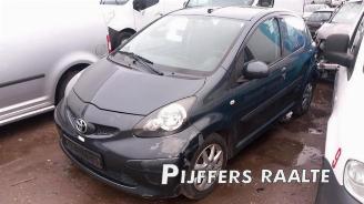 Salvage car Toyota Aygo Aygo (B10), Hatchback, 2005 / 2014 1.0 12V VVT-i 2008/4