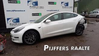 Uttjänta bilar auto Tesla Model 3 Model 3, Sedan, 2017 Long Range 72kWh 2019/9
