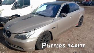 Sloopauto BMW 5-serie 5 serie (E60), Sedan, 2003 / 2010 530d 24V 2005