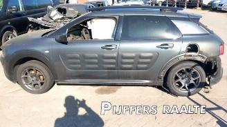 Uttjänta bilar auto Citroën C4 cactus C4 Cactus (0B/0P), Hatchback 5-drs, 2014 1.2 PureTech 82 12V 2015/12